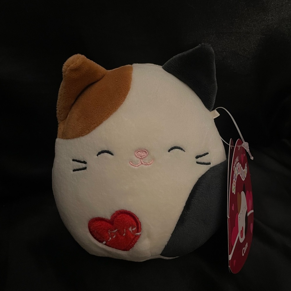 Cam Valentines Squishmallow 5”